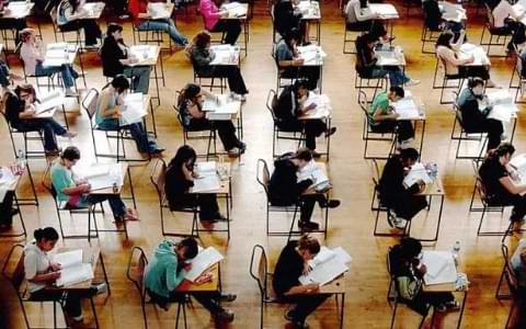 Perbedaan TOEFL PBT dan ITP ada di mana peserta mengambil tes