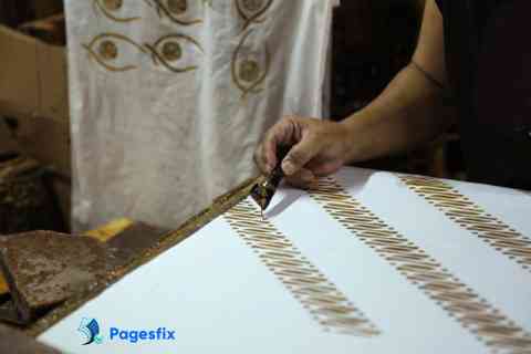 selamat hari batik nasional bahasa inggris